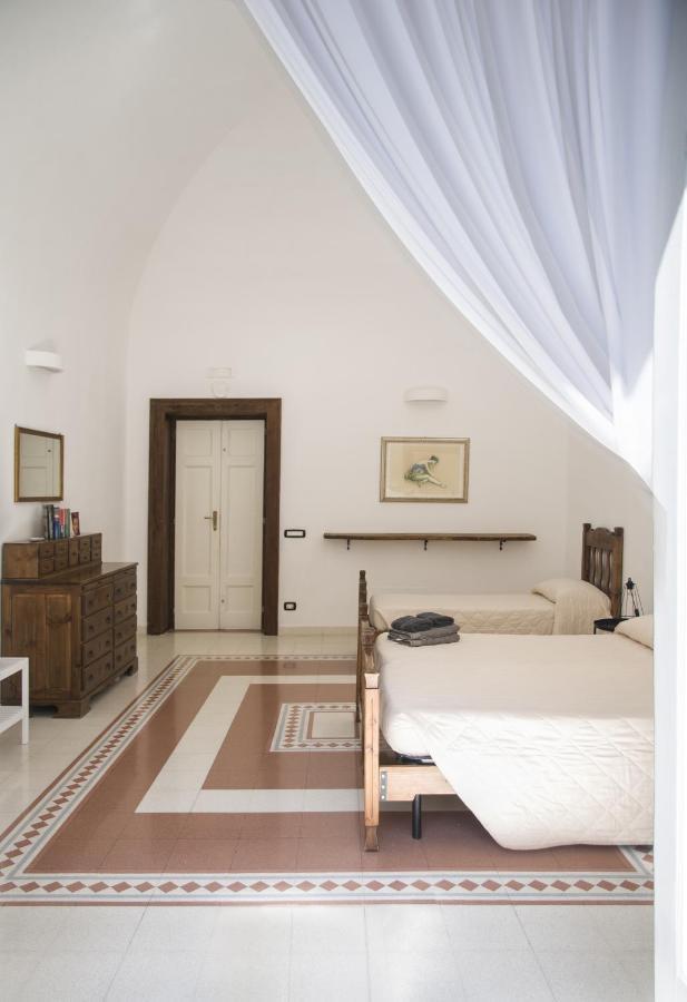 Palazzo Italia Apartments Bari Exterior foto